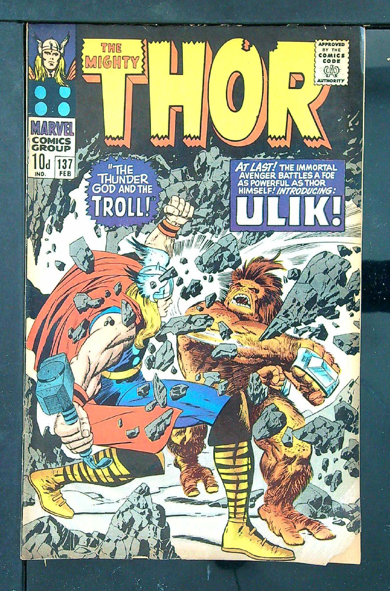 ACTUAL SCAN OF COMIC!<br> Cover of Thor (Vol 1) #137. One of 250,000 Vintage American Comics on sale from Krypton!